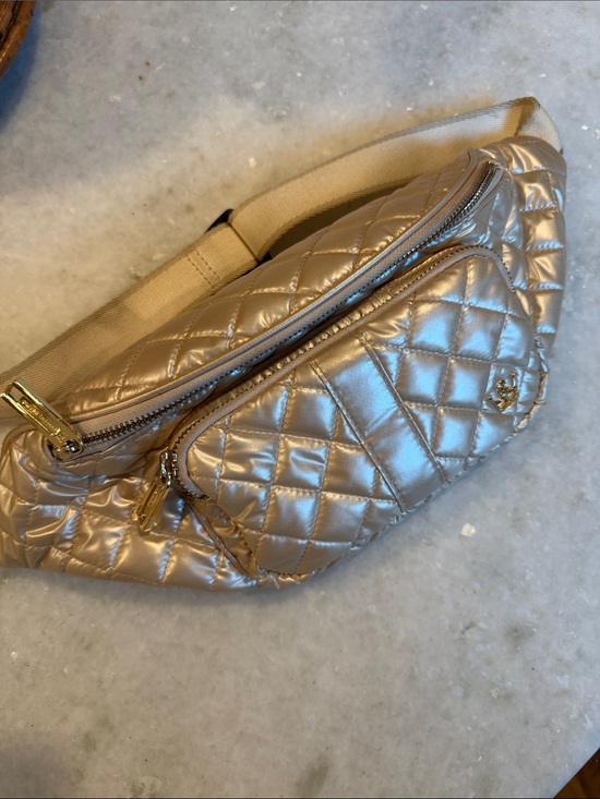 Oliver Thomas Handbags - Oliver Thomas Quilted Metallic Belt Bag - Gold